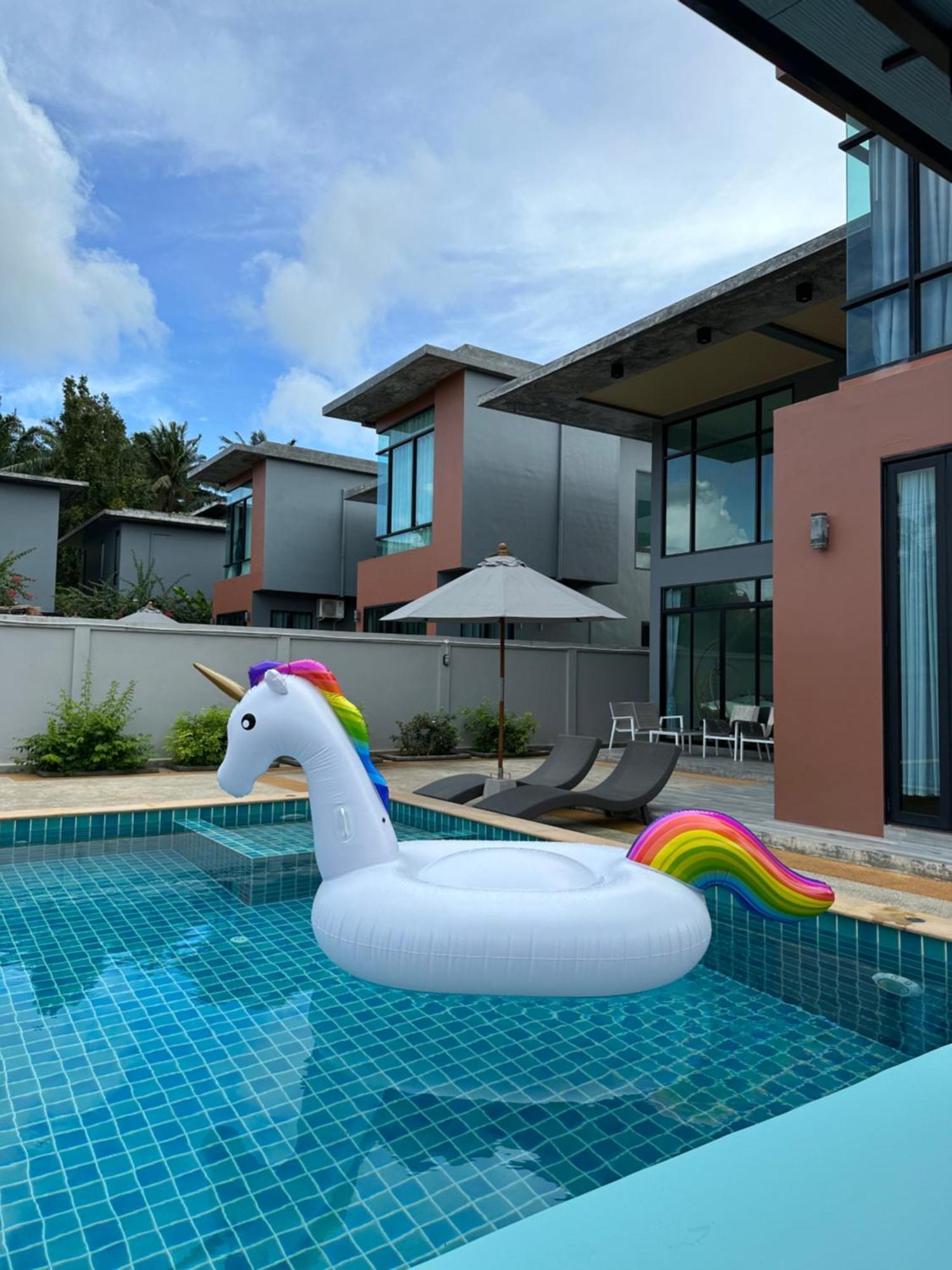 Aonang Nine Poolvilla Villa