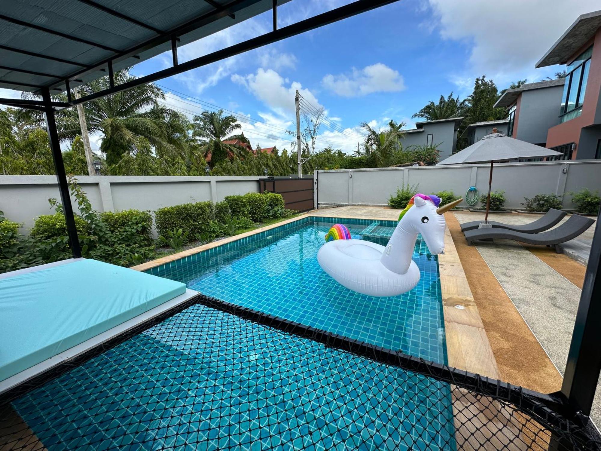 Aonang Nine Poolvilla Villa